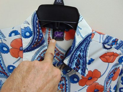 s7s78	1970's	Saturday walking on the sidewalk polyester  Chest size 42  inches vintage shirt	$30 - Image 2