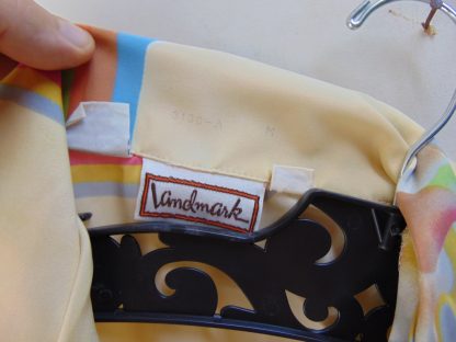 s7s82	1970's	Vintage NWOT Cool DaliesqueChest size 45  inches vintage shirt	$50 - Image 4