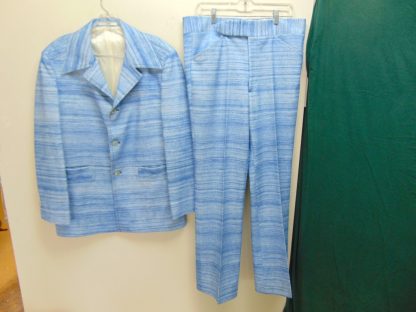 s7t26	1970's	Like The Ocean Blue Polyester LEISURE medium weight Vintage suit Chest size 44 inches	$150 - Image 2