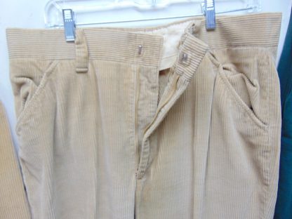 s7t5	1970's	Vintage Wide Corduroy Single Breasted medium weight suit Chest size 44 inches	$80 - Image 6