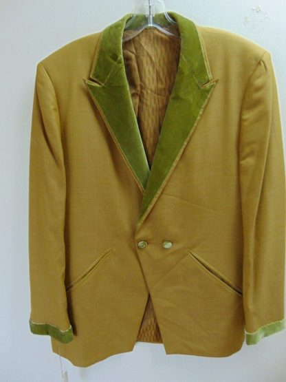 sc15	1970's	Yellow Green velvet mid weight Smoking/Dinner Vintage Jacket Ches 44 in.	$120
