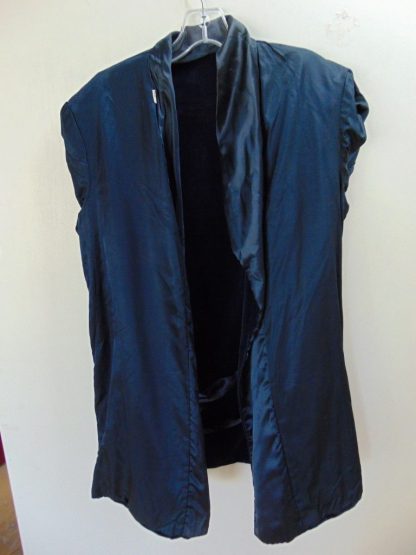 sc17	1950-60's	 Vintage Blue Velvet mid weight Smoking/Dinner Jacket Chest 45 in.	$120 - Image 7