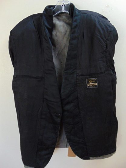 sc20	1950-60's	 Vintage Silver Sharkskin light weight Smoking/Dinner Jacket Chest 46 in.	$90 - Image 4