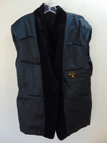 sc23	1970's	Vintage Black n black velvet cuffs n collar mid weight Smoking/Dinner Jacket Chest 46 in.	$90 - Image 2
