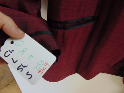 sc9	1950-60's	Red black Sharkskin mid weight Smoking/Dinner Vintage Jacket Chest 43 in.	$90 - Image 5