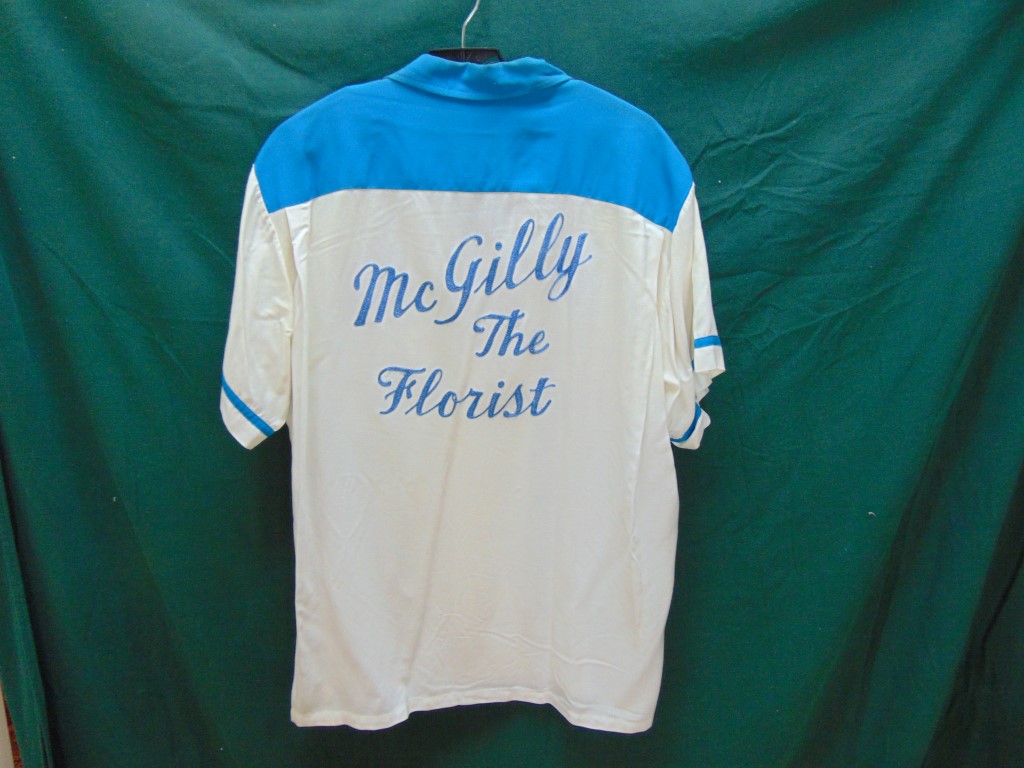 ssb67 1950's Sweet Two tone Vintage Bowling Shirt RAYON gabardine Chest size 44 inches $100