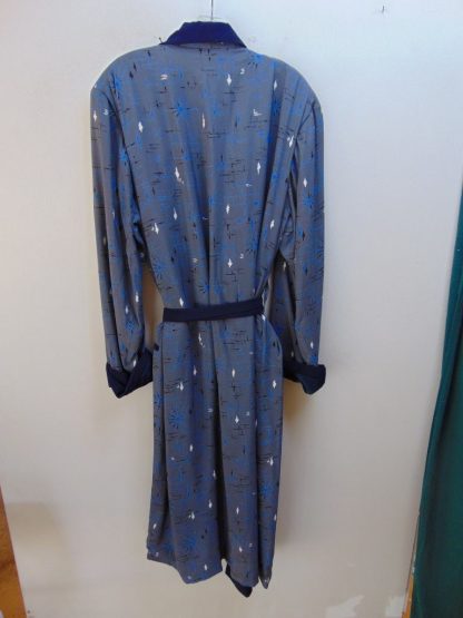 r54	1940-50's	Rayon print vintage  Robe	$180 - Image 3