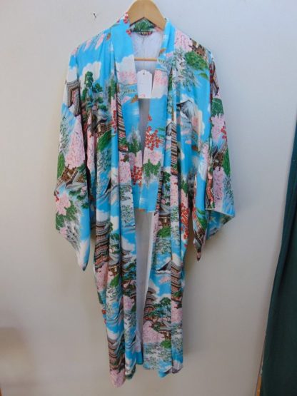 r58	1940-50's 	Great Pagoda (I have the Hawaiian Shirt) Rayon Print Vintage  Robe $250