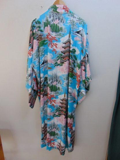 r58	1940-50's 	Great Pagoda (I have the Hawaiian Shirt) Rayon Print Vintage  Robe $250 - Image 3