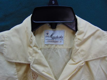 s45s120	1950's	Chest embroidery panel 100% Algodon (cotton?) vintage shirt Chest size 44  inches 	$80 - Image 2