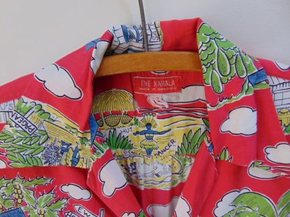 xx21	1940-50's	 Vintage Rayon Border Hawaiian  Shirt	$250 - Image 2