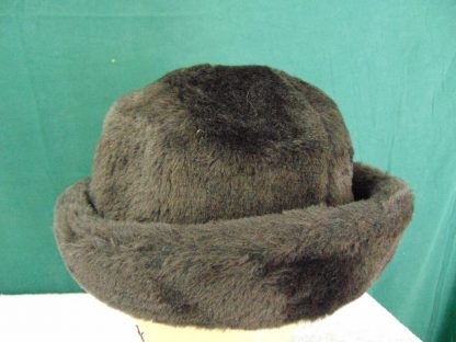 wh27	 Vintage Womans Hat  size (est.7 3/8) front to back  8in. side to side  6 3/4in. Brim  in. Crown 3 1/2in.	$20 - Image 2