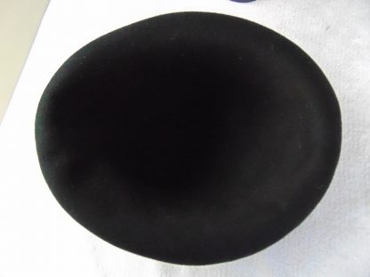 wh50	 Vintage Womans felt form Hat  size (est. 7in.)  $10 - Image 3