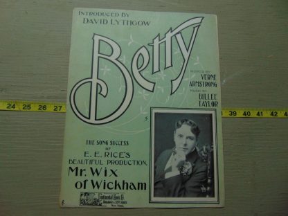 pa222		Vintage Sheet Music Art Nouveau	$8