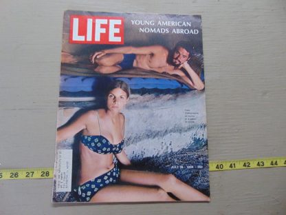 pa61		Vintage july 19 1968 Life Magazine	$8