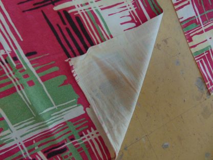 qc30	  1930's-1950's	Vintage  4 PIECES material like barkcloth	$30 - Image 4