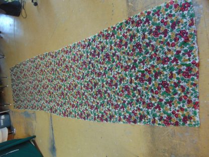 qc31  	1970's	Vintage  flower cotton $20