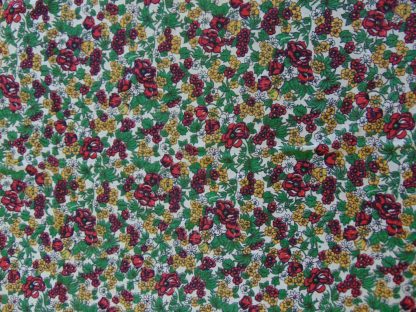 qc31  	1970's	Vintage  flower cotton $20 - Image 2