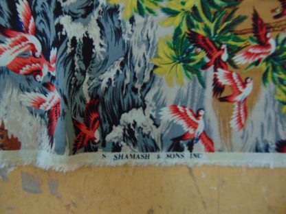 qc43	  1950's	Vintage  Birds in Waves Rayon material	$60 - Image 4