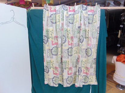 qc68	  1950's	Vintage  50's Barkcloth Curtain	$60