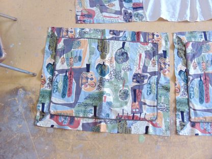 qc80	  1930's-1950's	Vintage  2 Pillows and Bed Skirting Animate heavy cotton	$80 - Image 4