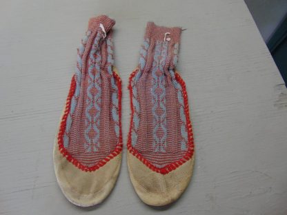 s6	1950-60's?	Vintage Indian Souvenir sock Slippers inside measurement 10.75in.	$30