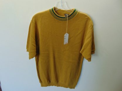 pt138	1960's	Campus crew neck cotton Vintage Shirt Chest 37in. M	$30