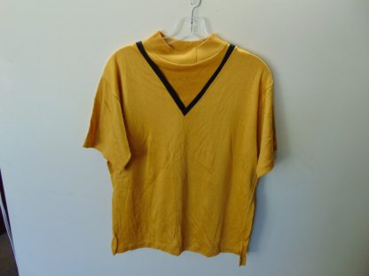 pt157	1960's	Silky acrylic Hipster Jazzy two tone Vintage Shirt Chest 42in.	$30