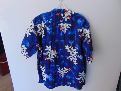 s67h185	1960's	Kamehameha cotton vintage Hawaiian shirt Chest size 52 inches XL	$40 - Image 3