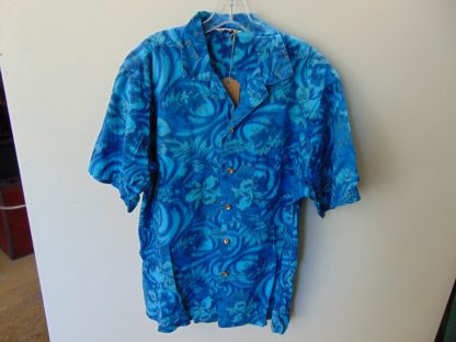 s67h193	1960's	Floral cotton vintage Hawaiian shirt Chest size 47 inches 	$20