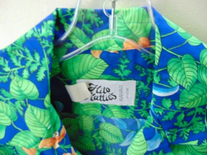 s67h196	1970's	polyester Floral like a jungle vintage Hawaiian shirt Chest size 43 inches 	$20 - Image 3