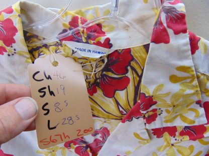s67h200	1960's	Tropical Fruit Border Print cotton vintage Hawaiian shirt Chest size 46 inches 	$40 - Image 3