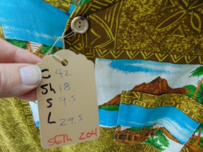 s67h204	1960's	heavy cotton like photos Korean vintage Hawaiian shirt Chest size 42 inches 	$20 - Image 2