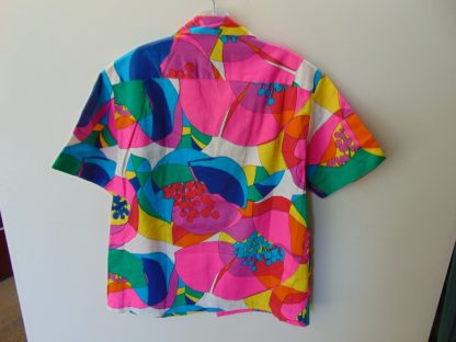 s67h206	1960's	Super Peter Max like heavy cotton vintage Hawaiian shirt Chest size 46 inches 	$120 - Image 3