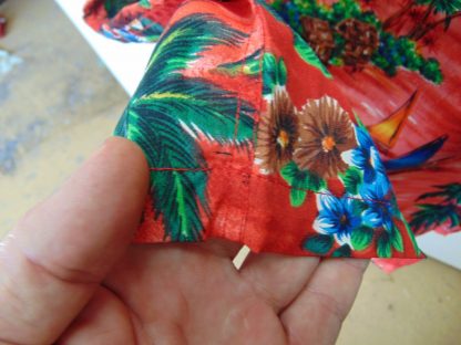 s67h214	1950's	Royal Hawaiian Crepe Rayon like new vintage Hawaiian shirt Chest size 43 inches 	$120 - Image 5