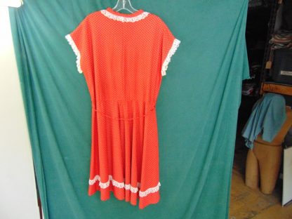 ww39	1970's	Vintage Womens Pokadot Belted Polyester dress with lace trim dress	$30 - Image 3