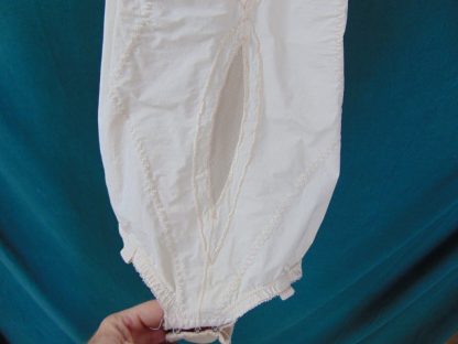 ww62	1950's	Vintage Womens Neat details Bodysuit/ Lingerie (seam to seam 30in across)	$80 - Image 5