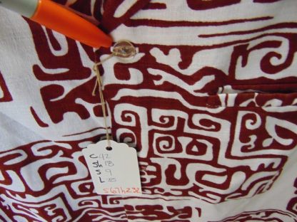 s67h232	1960's	Cotton Barkcloth vintage Hawaiian shirt Chest size 42 inches 	$30 - Image 3